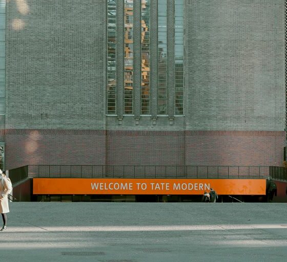 Welcome to Tate Modern signage